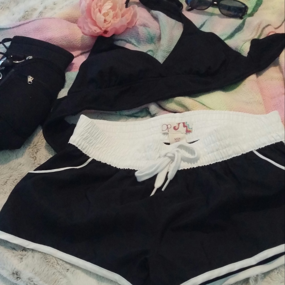 OP shorty Shorts - swim, size small  3-5